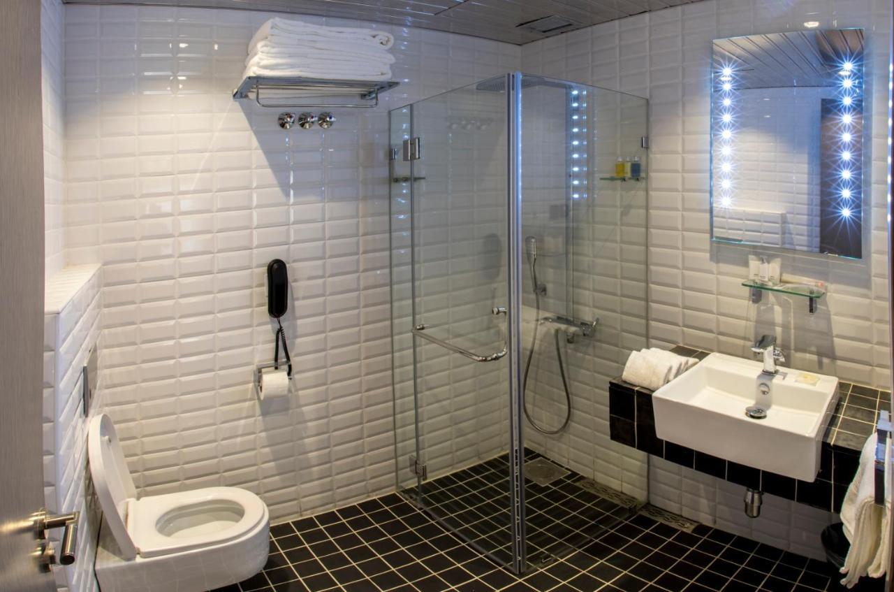 Flowery Holiday Suites Kuvait Kültér fotó