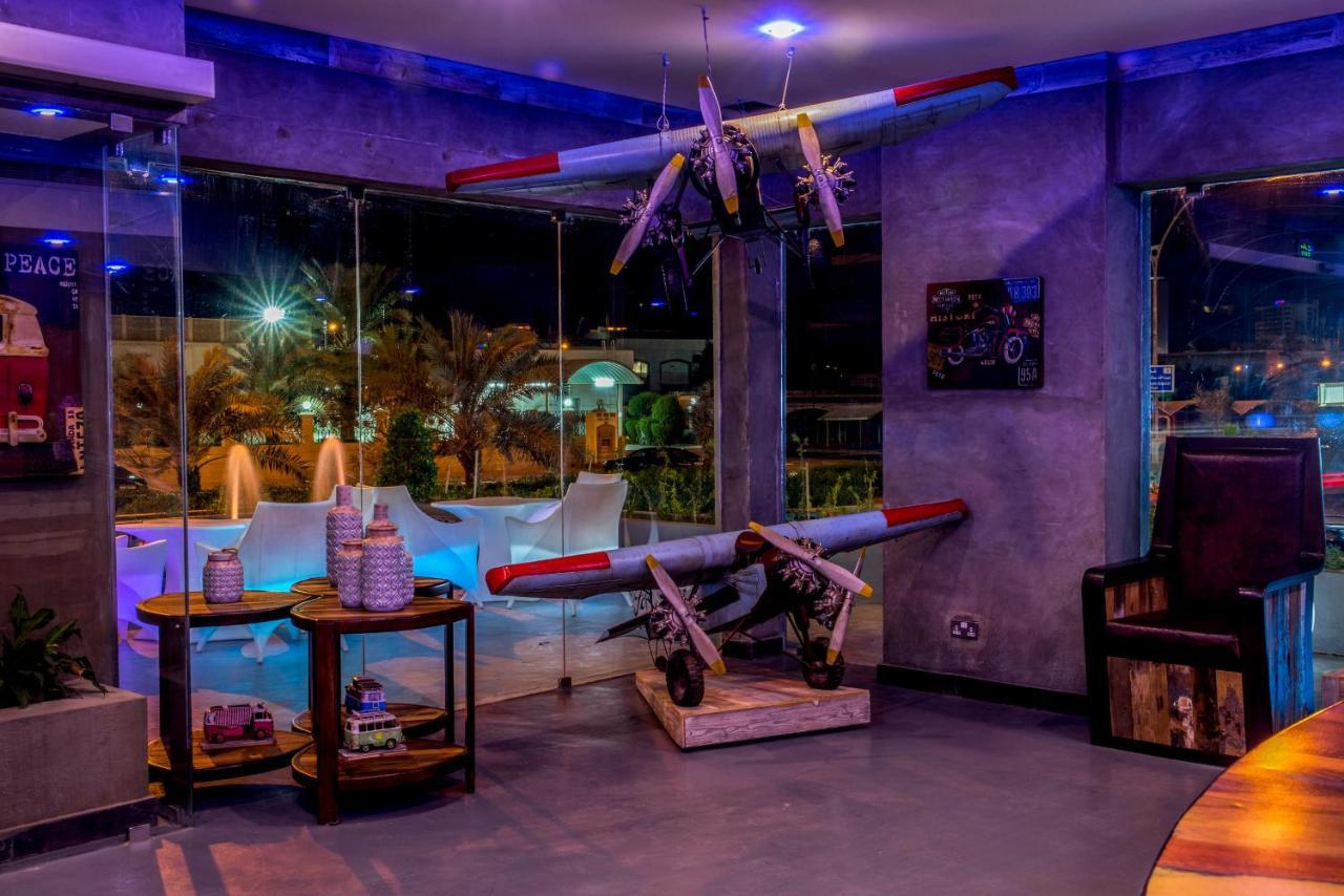 Flowery Holiday Suites Kuvait Kültér fotó